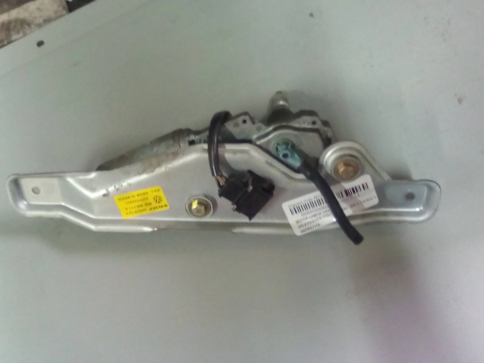 Foto de MOTOR LIMPIA TRASERO VOLKSWAGEN POLO III (6N1) referencia 6N0955711A