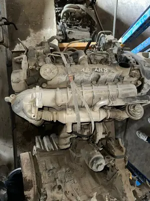 Foto de MOTOR COMPLETO CITROEN XSARA COUPE referencia RHY foto 2