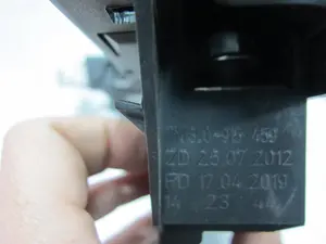 Foto de MODULO ELECTRONICO PORSCHE MACAN (95BA) referencia 8J0915459 foto 3