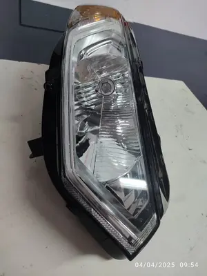 Foto de FARO DERECHO FORD ECOSPORT (CR6) referencia 90029106 foto 6