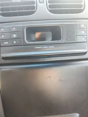 Foto de MANDO CALEFACCION / AIRE ACONDICIONADO RENAULT LAGUNA (B56) 2.0 (113 CV / 83 KW) foto 2