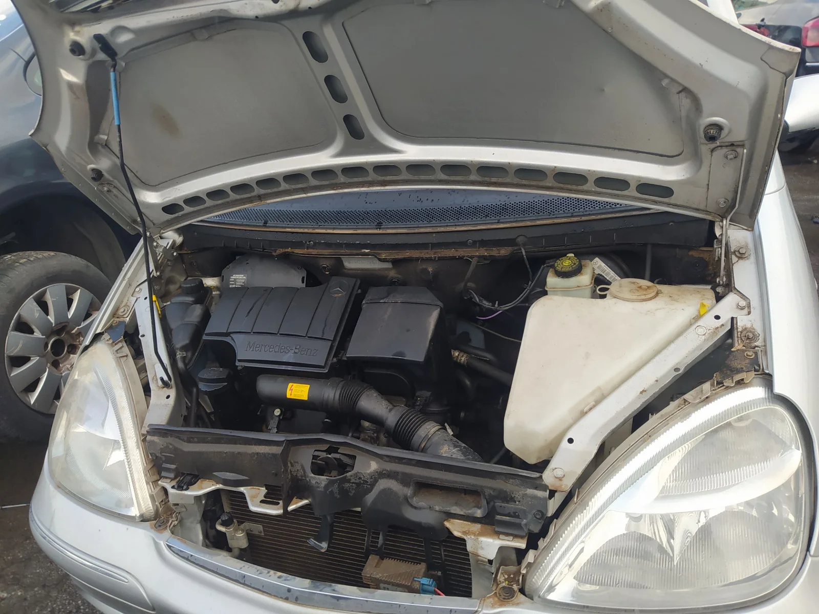 Foto de PANEL FRONTAL MERCEDES-BENZ CLASE A (BM 168) 1.6 CAT (102 CV / 75 KW)