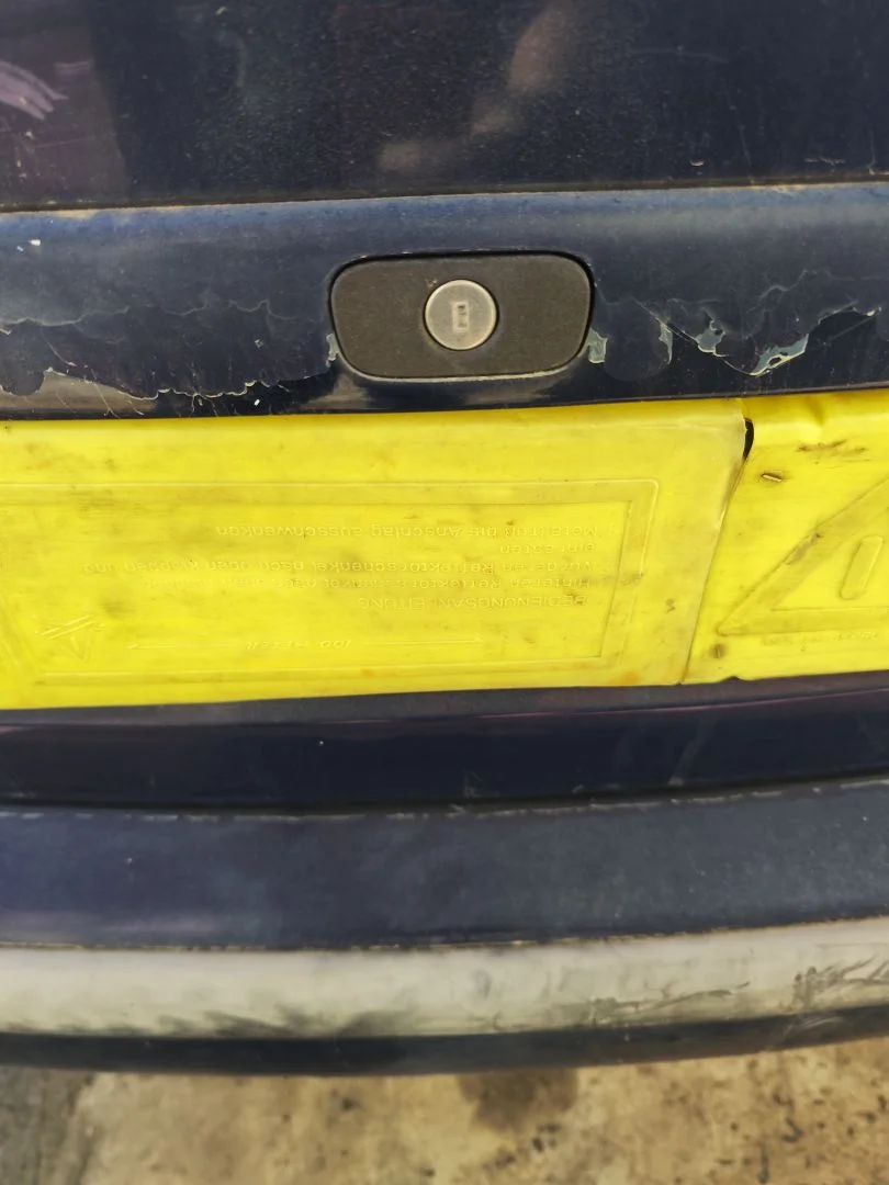 Foto de CERRADURA MALETERO / PORTON VOLVO S40 BERLINA 1.6 CAT (109 CV / 80 KW)