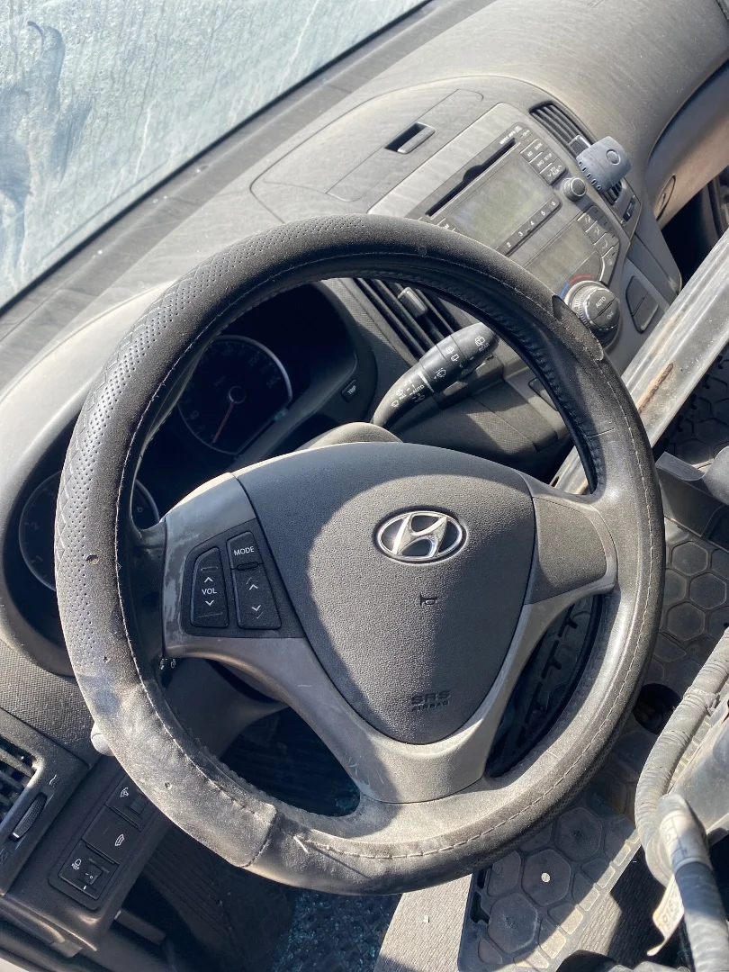 Foto de VOLANTE HYUNDAI I30 (FD) 1.4 CAT (109 CV / 80 KW)