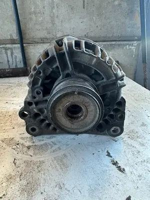 Foto de ALTERNADOR SEAT IBIZA (6L1) referencia 038903023L foto 4