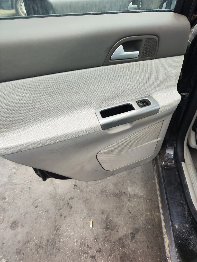 Foto de ELEVALUNAS TRASERO IZQUIERDO VOLVO V50 FAMILIAR 2.0 Diesel CAT (136 CV / 100 KW) referencia 31253515