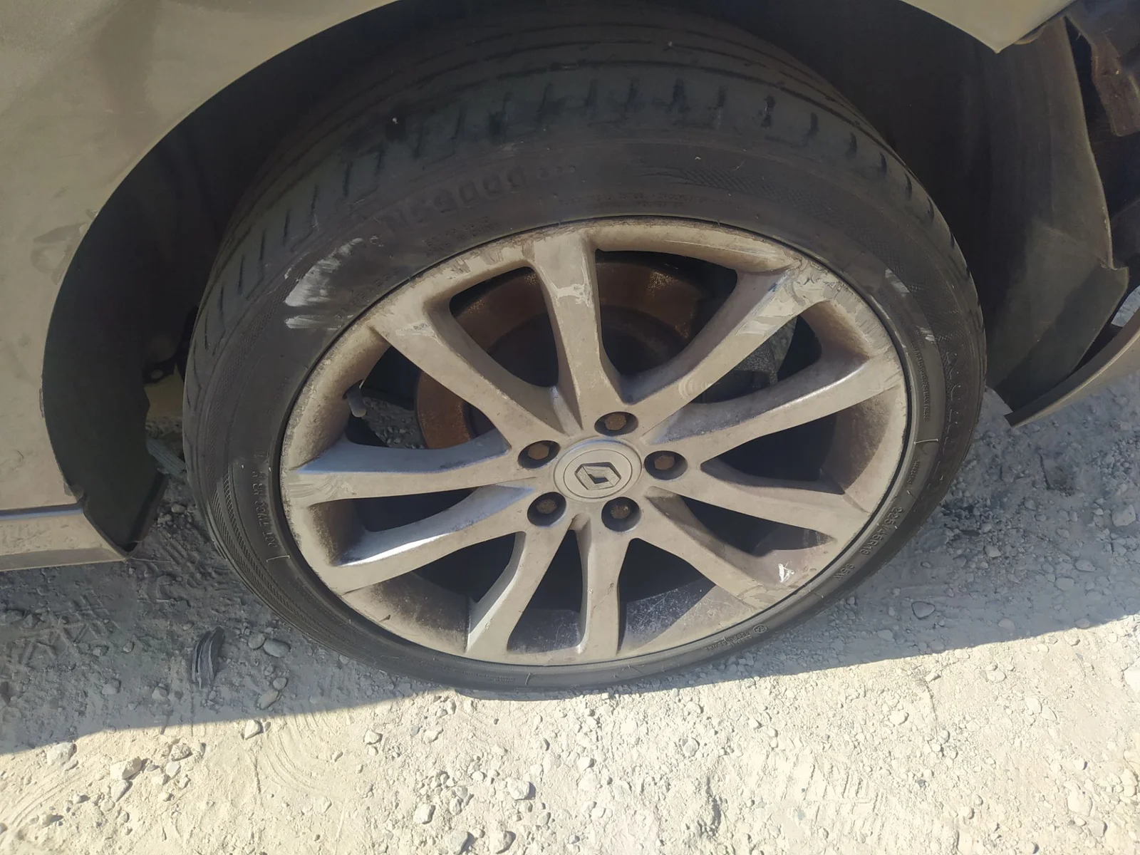 Foto de BRAZO SUSPENSION TRASERO IZQUIERDO RENAULT LAGUNA III COUPE 2.0 dCi Diesel FAP (150 CV / 110 KW)