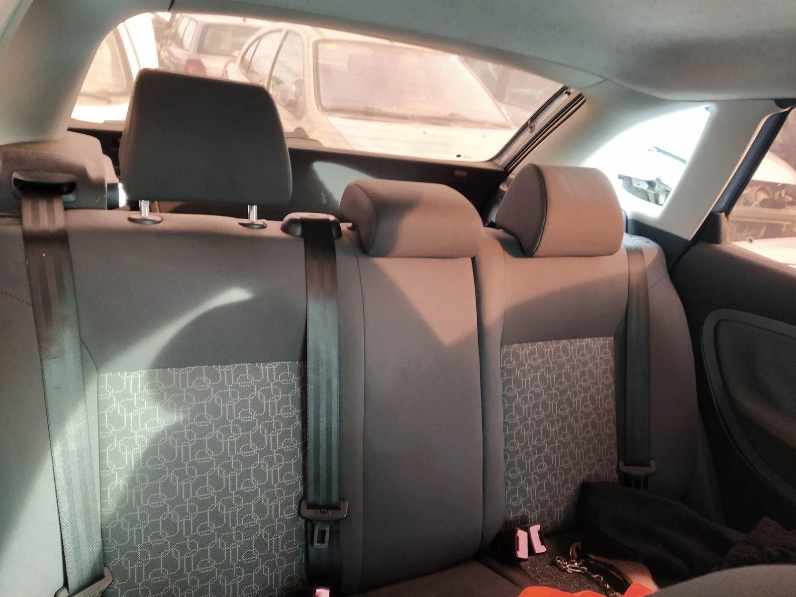 Foto de ASIENTOS TRASERO DERECHO SEAT IBIZA (6L1) 1.9 TDI (101 CV / 74 KW) referencia 6L0885806AAFKZ
