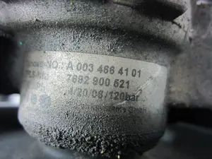 Foto de BOMBA DIRECCION MERCEDES-BENZ CLASE C (BM 203) BERLINA 2.2 CDI CAT (150 CV / 110 KW) referencia A0024669301 foto 8
