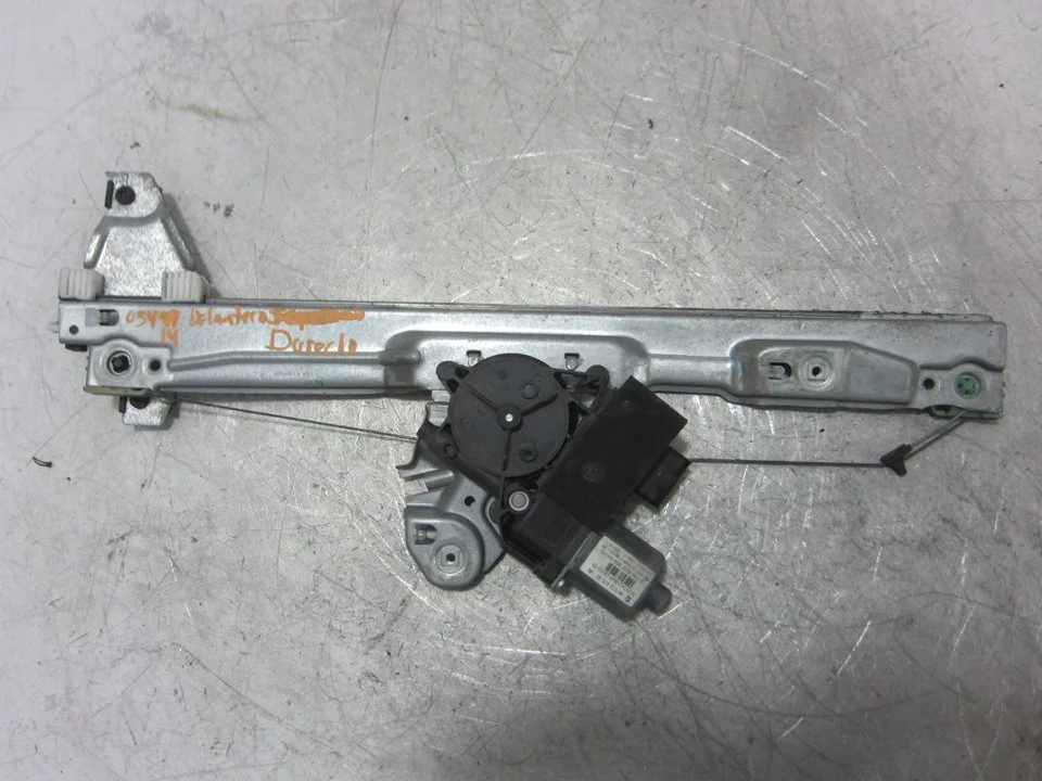 Foto de ELEVALUNAS DELANTERO DERECHO PEUGEOT 308 SW 1.6 HDi FAP (112 CV / 82 KW) referencia 9657247580