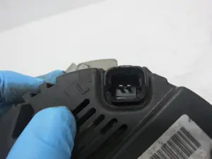 Foto de ALTERNADOR RENAULT MEGANE I FASE 2 GRANDTOUR (KA...) 1.6 (107 CV / 79 KW) referencia S542420A foto 2