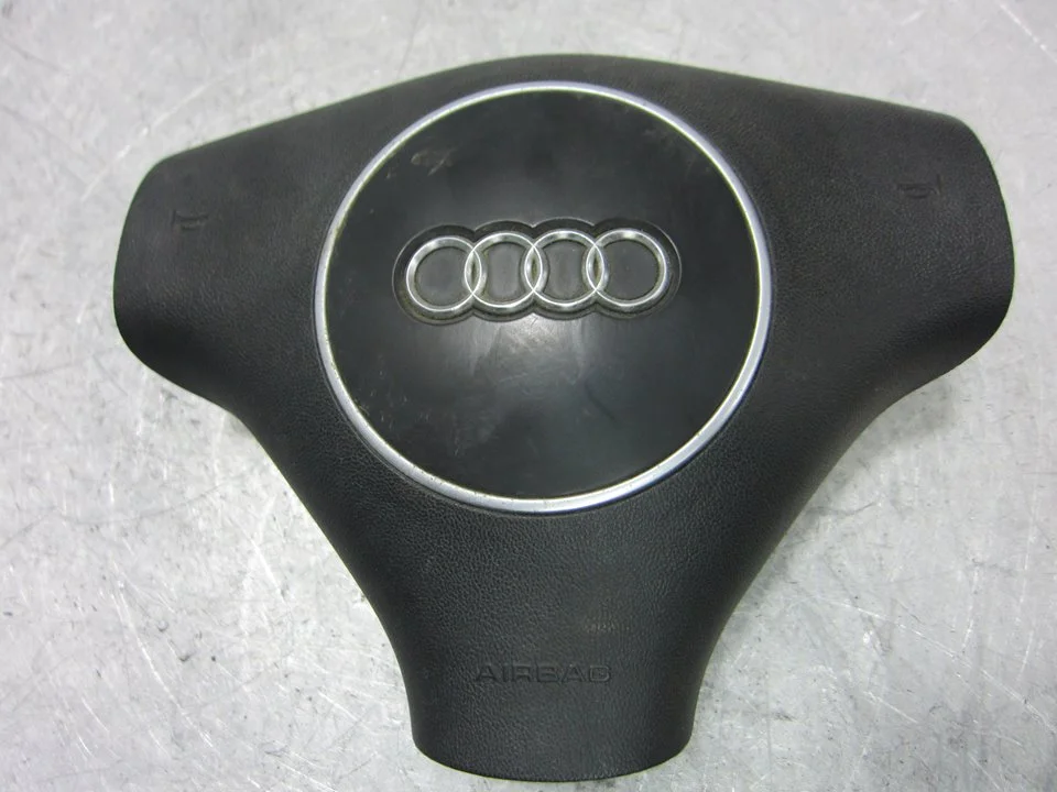 Foto de AIRBAG DELANTERO IZQUIERDO AUDI A3 (8P1) 2.0 TDI (140 CV / 103 KW) referencia 8E0880201AT