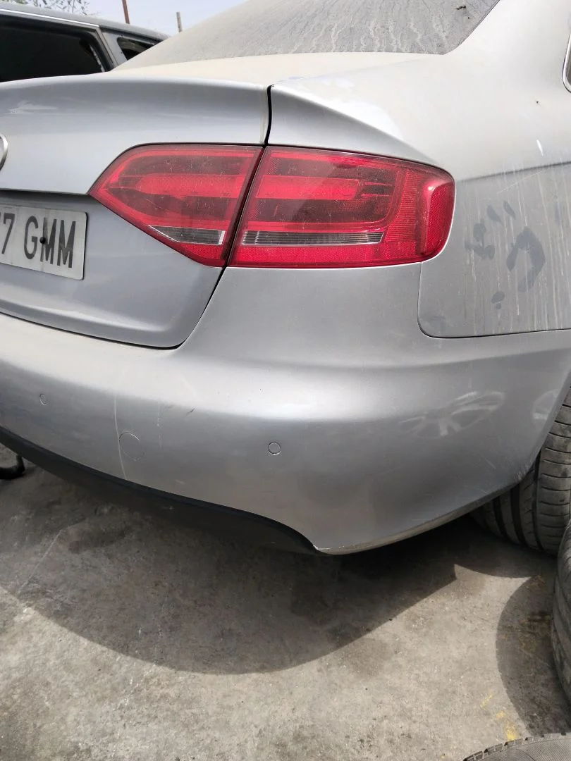 Foto de PARAGOLPES TRASERO AUDI A4 BERLINA (8K2) 2.0 16V TDI (143 CV / 105 KW)