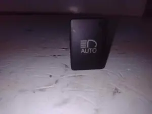 Foto de INTERRUPTOR TOYOTA YARIS (KSP1/NLP1/NSP1) referencia 15E044