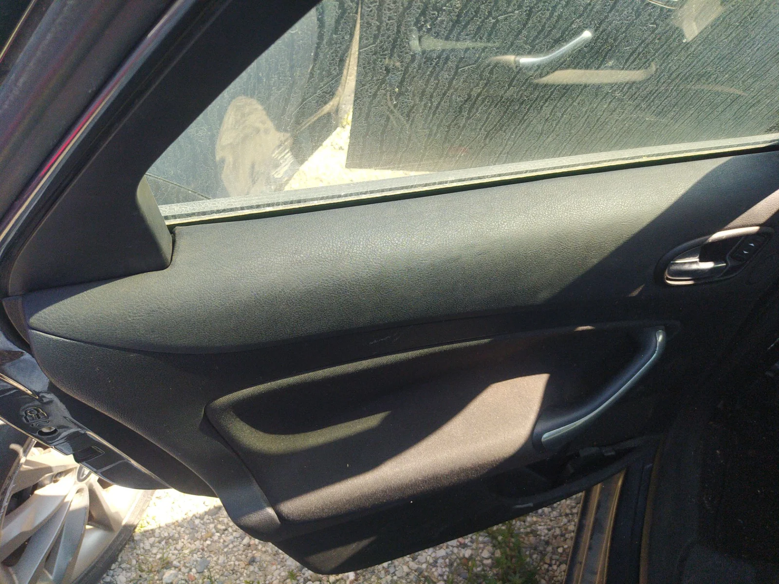 Foto de CERRADURA PUERTA TRASERA IZQUIERDA FORD MONDEO BERLINA (CA2) 2.0 TDCi CAT (131 CV / 96 KW)