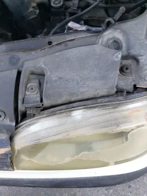 Foto de FARO IZQUIERDO SEAT IBIZA (6K1) 1.9 TDI (90 CV / 66 KW) referencia 6K1941043A foto 2