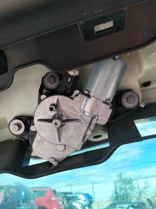 Foto de MOTOR LIMPIA TRASERO RENAULT MEGANE IV BERLINA 5P