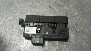 Foto de INTERRUPTOR VOLKSWAGEN GOLF VII (5G1/BE1) 1.6 16V TDI DPF (110 CV / 81 KW) referencia 5G1927238 foto 4