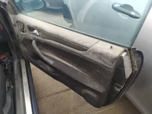 Foto de CERRADURA PUERTA DELANTERA DERECHA MERCEDES-BENZ CLK (BM 208) CABRIO 2.0 16V CAT (136 CV / 100 KW) referencia A2087200435