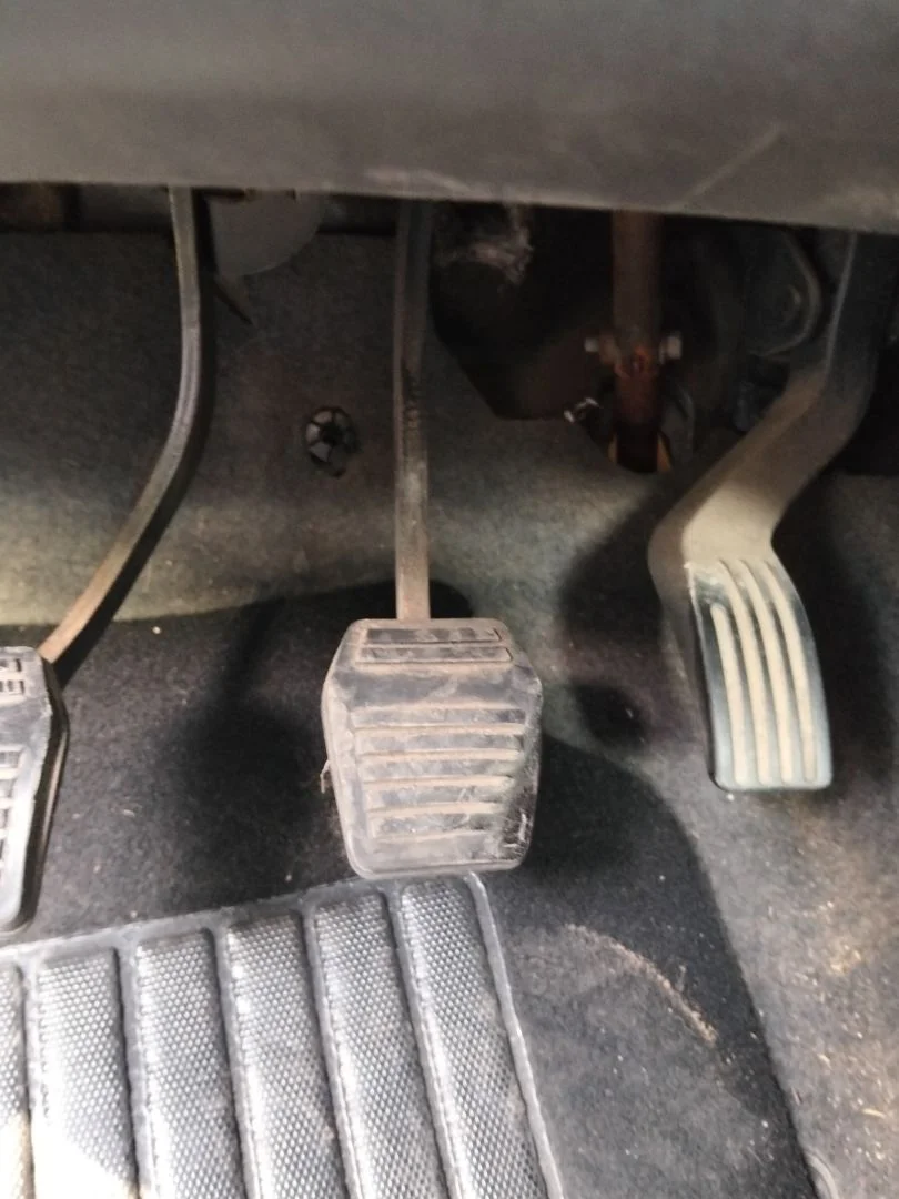 Foto de PEDAL FRENO FORD FOCUS BERLINA (CAK) 1.6 16V CAT (101 CV / 74 KW)