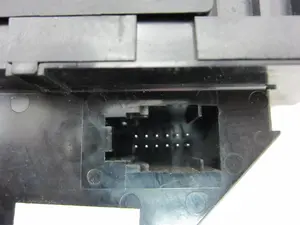 Foto de MANDO ELEVALUNAS DELANTERO DERECHO BMW SERIE X5 (E53) 3.0 24V CAT (231 CV / 170 KW) referencia 6907500 foto 3