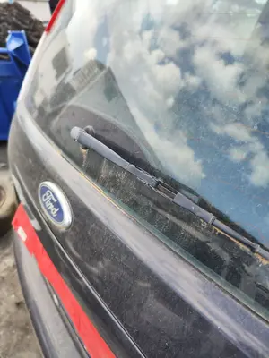 Foto de MOTOR LIMPIA TRASERO FORD FOCUS C-MAX (CAP)(2003) 1.6 TDCi CAT (109 CV / 80 KW)