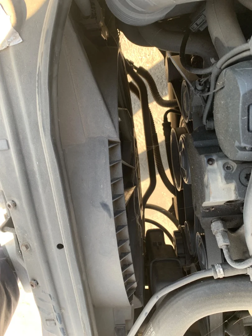 Foto de ELECTROVENTILADOR MERCEDES-BENZ CLASE E (BM 211) BERLINA 2.7 CDI CAT (177 CV / 130 KW)