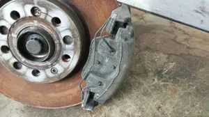 Foto de PINZA DE FRENO DELANTERA DERECHA VOLKSWAGEN GOLF VI (5K1)(10.2008) referencia 1K0615124F