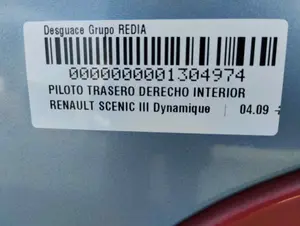 Foto de PILOTO TRASERO DERECHO INTERIOR RENAULT SCENIC III (JZ) 1.5 dCi Diesel (106 CV / 78 KW) foto 5