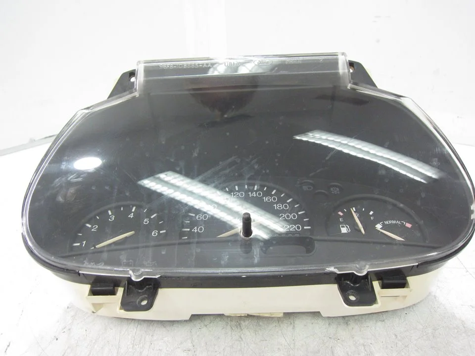 Foto de CUADRO INSTRUMENTOS FORD ESCORT BERL./TURNIER referencia 96FB10838BA
