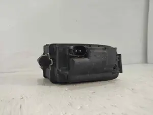 Foto de FARO ANTINIEBLA IZQUIERDO AUDI A3 (8L) 1.8 20V Turbo (150 CV / 110 KW) referencia 37030999 foto 2