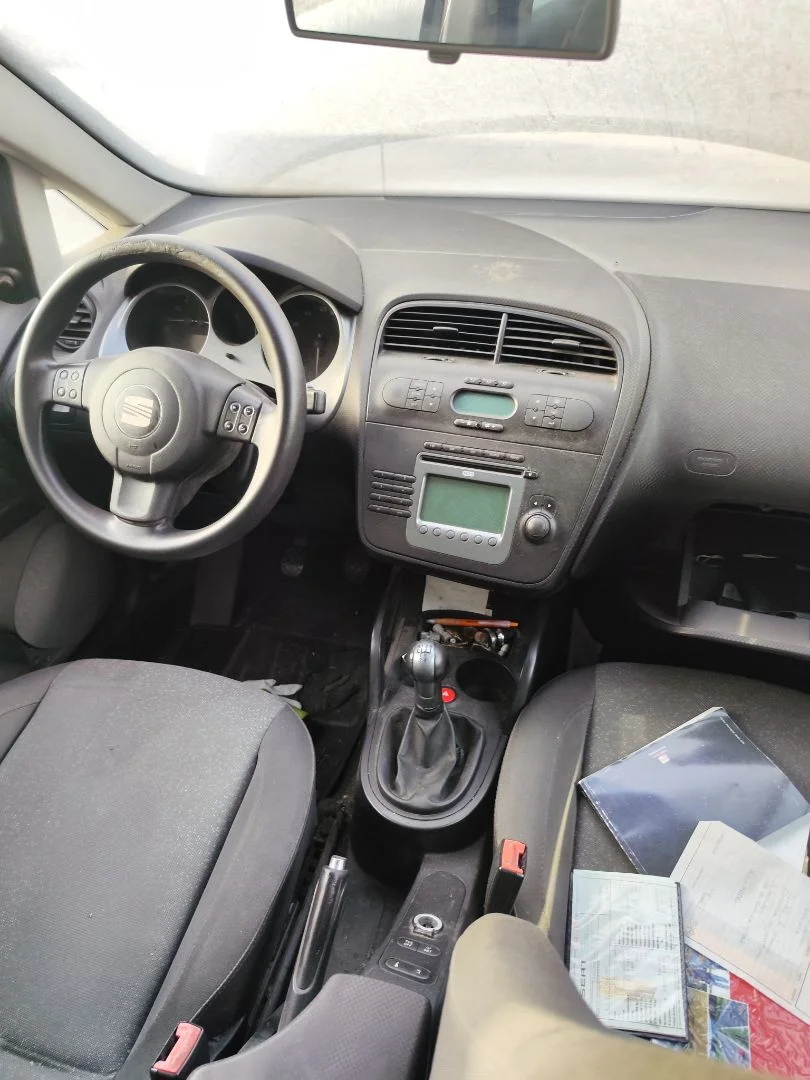 Foto de CONSOLA CENTRAL SEAT ALTEA (5P1) 1.9 TDI (105 CV / 77 KW)