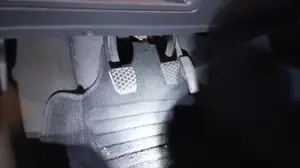 Foto de PEDAL ACELERADOR OPEL CORSA C 1.2 16V CAT (Z 12 XE / LW4) (75 CV / 55 KW) referencia 9129423