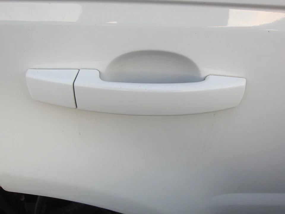 Foto de MANETA EXTERIOR TRASERA IZQUIERDA LAND ROVER RANGE ROVER SPORT 2.7 Td V6 CAT (190 CV / 140 KW) referencia LR030196