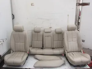 Foto de JUEGO ASIENTOS COMPLETO JAGUAR S-TYPE (03.1999) 3.0 V6 24V CAT (238 CV / 175 KW)