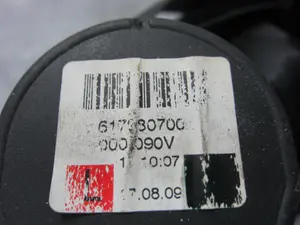 Foto de CINTURON SEGURIDAD TRASERO IZQUIERDO VOLKSWAGEN GOLF VI (5K1)(10.2008) 1.6 TDI DPF (105 CV / 77 KW) referencia 617980700 foto 2