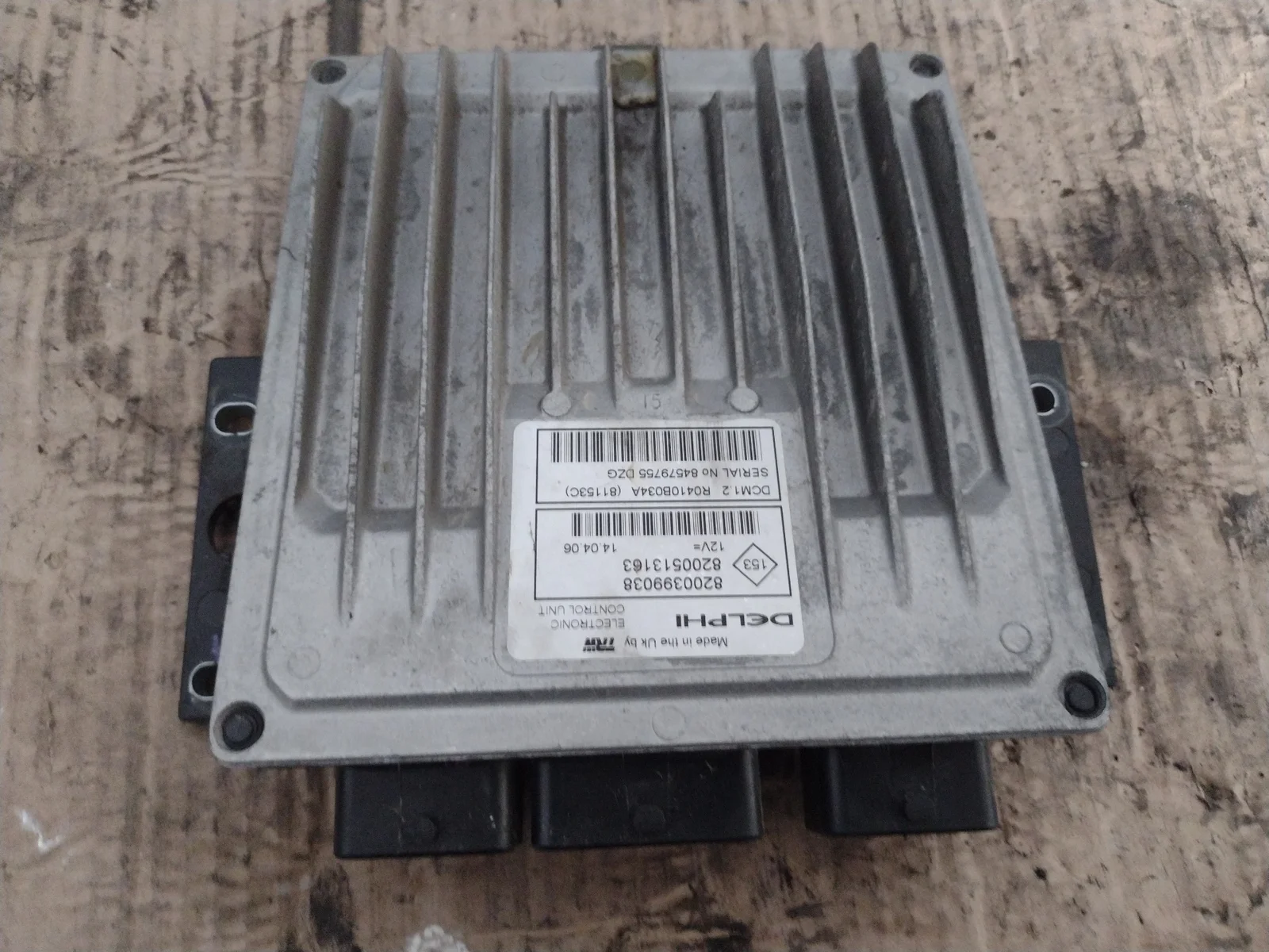Foto de CENTRALITA MOTOR UCE RENAULT CLIO III 1.5 dCi Diesel (68 CV / 50 KW) referencia 8200399038