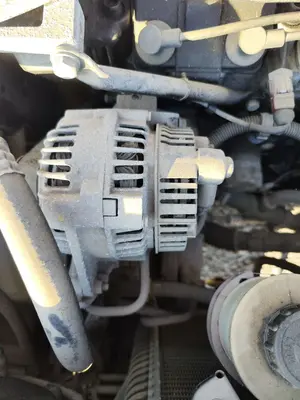 Foto de ALTERNADOR RENAULT LAGUNA (B56) 2.0  (113 CV / 83 KW)