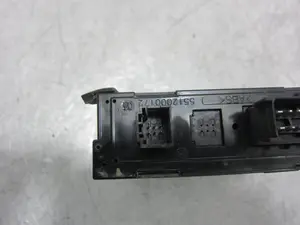 Foto de MOTOR ELEVALUNAS DELANTERO DERECHO PEUGEOT 307 BREAK / SW (S1)(04.2002) 1.6 HDi (109 CV / 80 KW) referencia 9634457480 foto 4