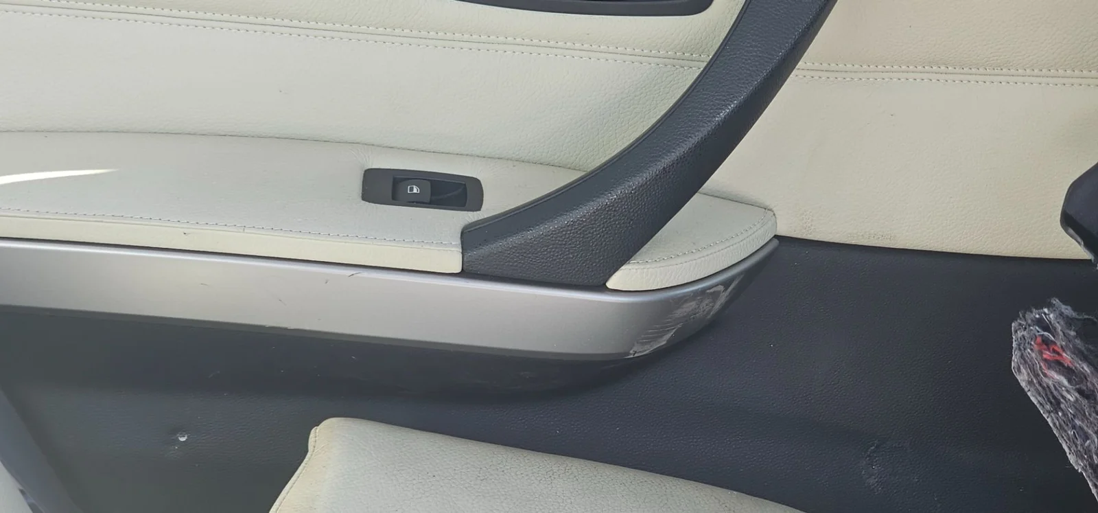 Foto de MANDO ELEVALUNAS TRASERO IZQUIERDO BMW SERIE 3 BERLINA (E90) 2.0 CAT (129 CV / 95 KW)