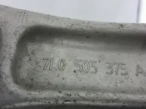 Foto de BRAZO SUSPENSION SUPERIOR TRASERO DERECHO PORSCHE CAYENNE (TIPO 92A) referencia 7L0505375A foto 4