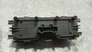 Foto de WARNING RENAULT MEGANE II CLASSIC BERLINA 1.5 dCi Diesel (106 CV / 78 KW) referencia 8200407416 foto 3