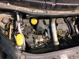 Foto de MOTOR COMPLETO RENAULT SCENIC II (JM)