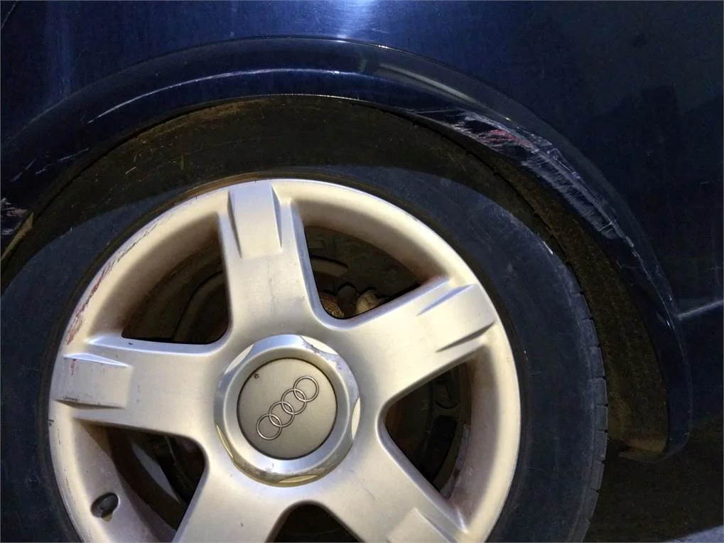 Foto de PASO RUEDA TRASERO IZQUIERDO AUDI ALLROAD QUATTRO QUATTRO (4B5)