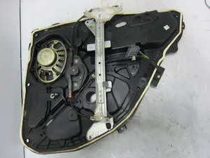 Foto de ELEVALUNAS TRASERO IZQUIERDO FORD FIESTA (CBK) 1.3 CAT (69 CV / 51 KW) referencia 2S61A045H23A
