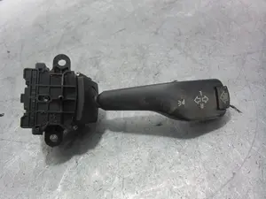 Foto de MANDO INTERMITENTES BMW SERIE 3 BERLINA (E46) 3.0 24V Turbodiesel CAT (184 CV / 135 KW) referencia 8363668