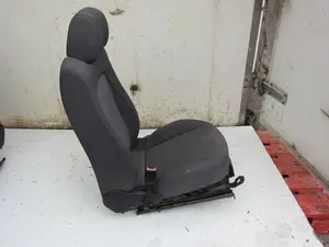 Foto de JUEGO ASIENTOS COMPLETO SEAT ALTEA XL (5P5) 1.9 TDI (105 CV / 77 KW) referencia 1K4881105KK foto 6