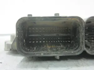 Foto de CENTRALITA MOTOR UCE FIAT SEDICI (189) referencia 51806261 foto 2