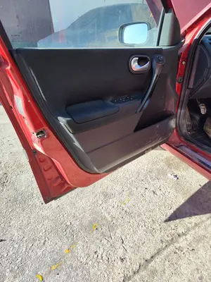 Foto de GUARNECIDO PUERTA DELANTERA IZQUIERDA RENAULT MEGANE II BERLINA 5P 1.5 dCi Diesel (106 CV / 78 KW)