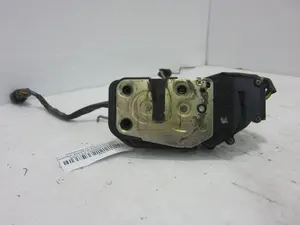 Foto de CERRADURA PUERTA DELANTERA IZQUIERDA KIA CARENS (RS) 2.0 Turbodiesel CAT (113 CV / 83 KW)
